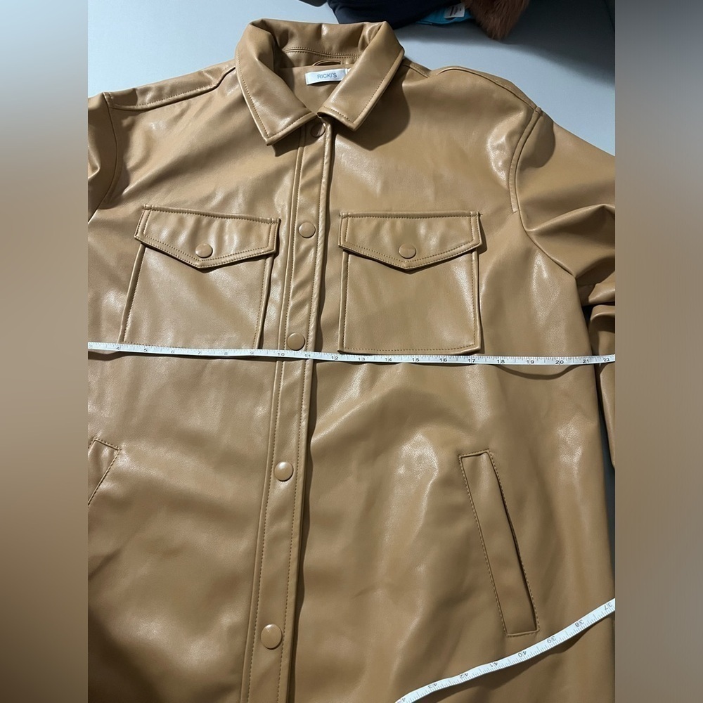 3/25$ (Mix)Ricki’s Faux Leather Jacket, Tan, Size M - Picture 14 of 15